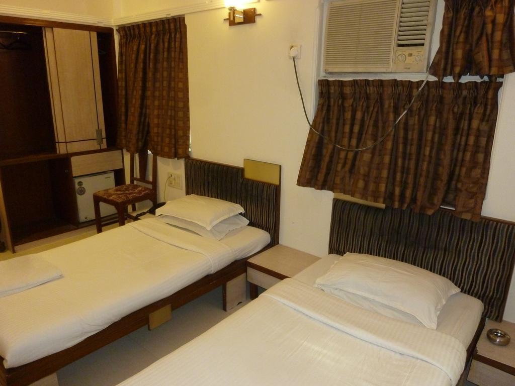 Hotel Park Shilton Bombay Esterno foto