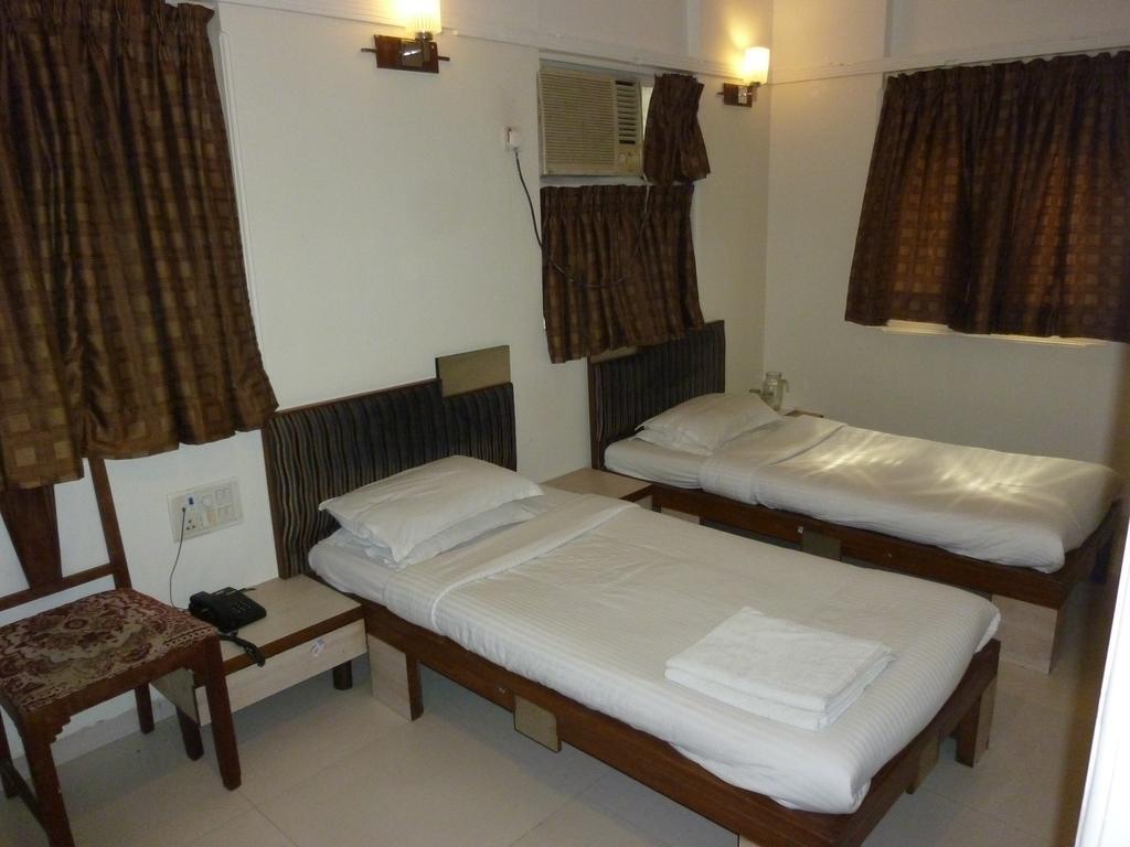 Hotel Park Shilton Bombay Esterno foto