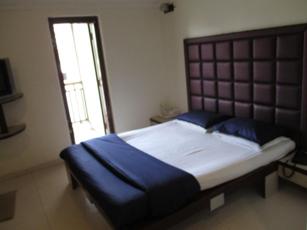 Hotel Park Shilton Bombay Esterno foto